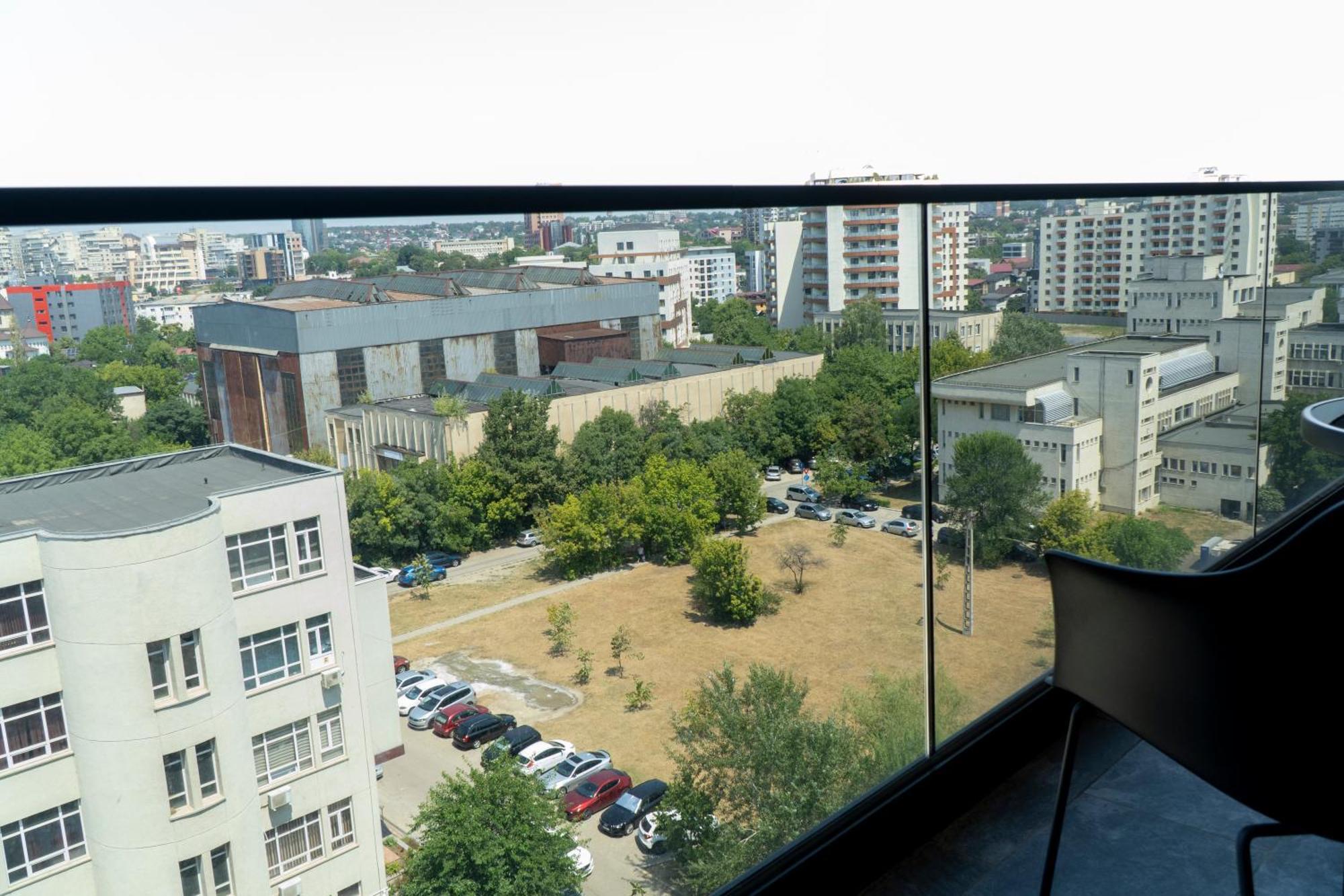 Center Apartment Palas Mall View Iasi Bagian luar foto